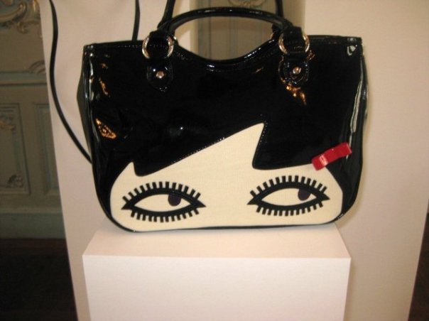 26890_437438954464_20202694464_5352415_6355167_n ©Lulu Guinness