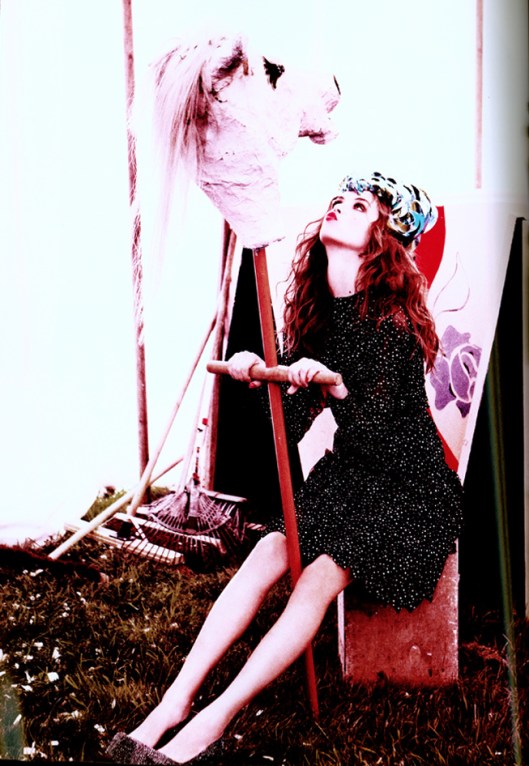 Gifford's Circus by Ellen Von Unwerth - Lula Magazine Gifford's Circus by Ellen Von Unwerth - Lula Magazine